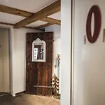 Alojamento de Acomodação e Pequeno-almoço B3 Boutique-bed&breakfast Gsteigwiler