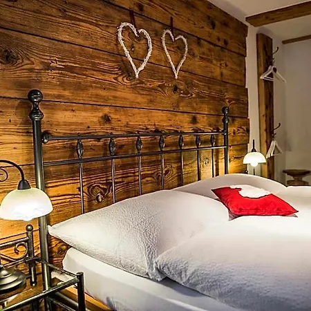 Bed & Breakfast B3 Boutique-bed&breakfast 3*