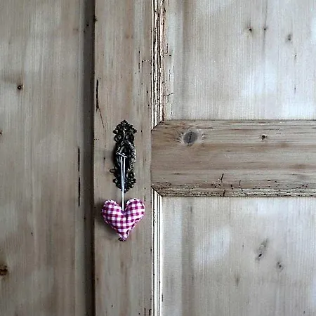 B3 Boutique-bed&breakfast 3*