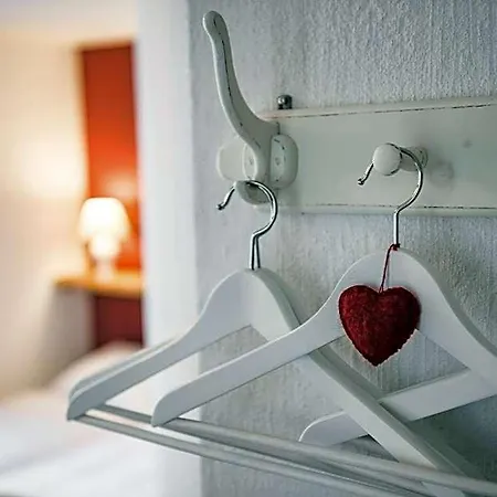 Bed & Breakfast B3 Boutique-bed&breakfast Gsteigwiler