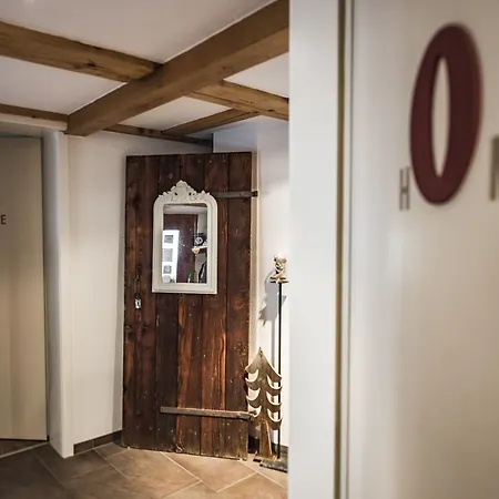 Alojamento de Acomodação e Pequeno-almoço B3 Boutique-bed&breakfast Gsteigwiler